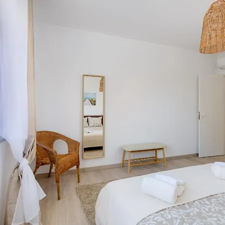 Rocha E Vau 2 Apartment *